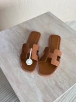 Hermés Oran Sandal "Full Brown" - Image 3