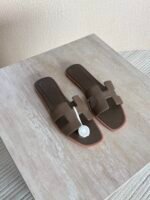 Hermés Oran Sandal "Camel Beige" - Image 2
