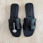 Hermés Oran Sandal "Full Black"