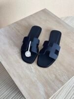 Hermés Oran Sandal "Navy Blue" - Image 2