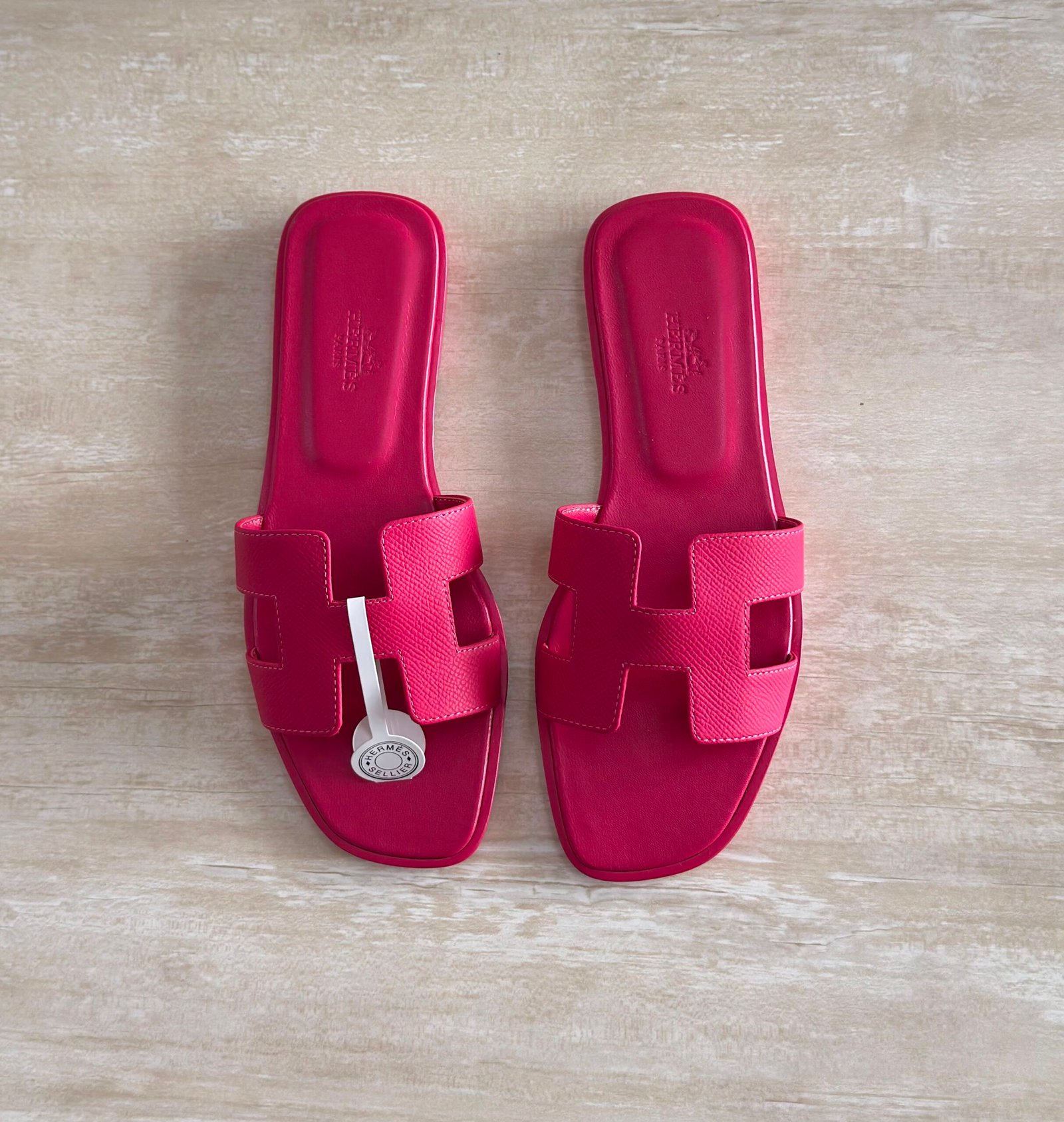 WhatsApp Image 2026-07-05 at 03.59.46 (3) Hermés Oran Sandal "Fuchsia" - Image 1