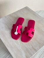 Hermés Oran Sandal "Fuchsia" - Image 2