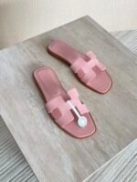 Hermés Oran Sandal "Soft Light Pink" - Image 4