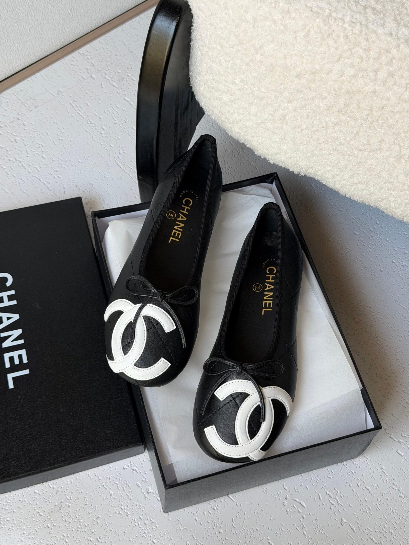 WhatsApp Image 2026-07-05 at 04.11.06 (2) Chanel Ballet Flats"COCO BEACH 2026 collection" Black - Image 1