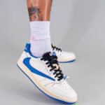 Jordan 1 Retro Low OG SP x Travis scott "Sail Military Blue"
