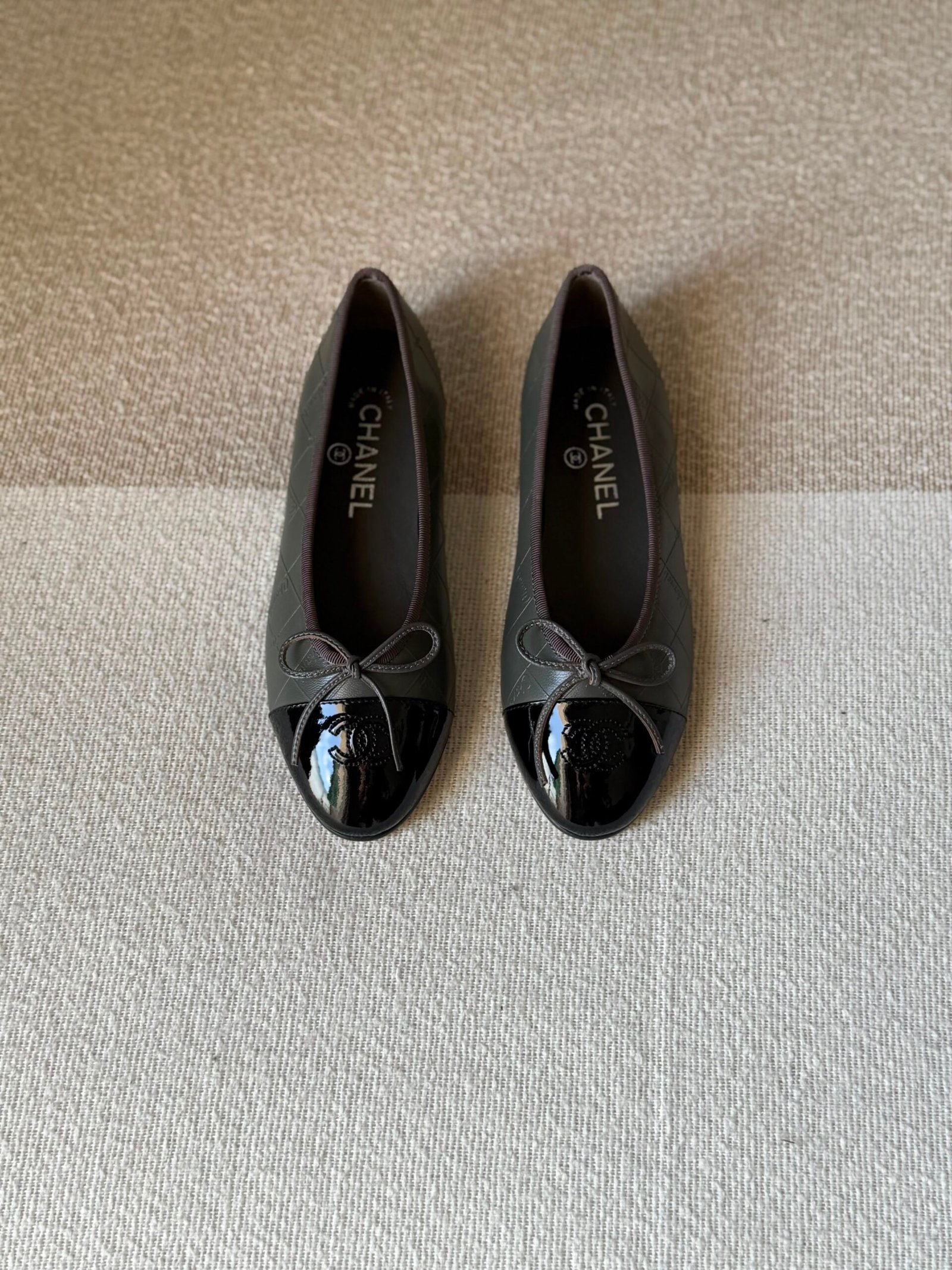 WhatsApp Image 2026-07-06 at 02.27.45 Chanel Quilted 01 "Classic two-tone ballerina style with a small bow detail" - Image 1
