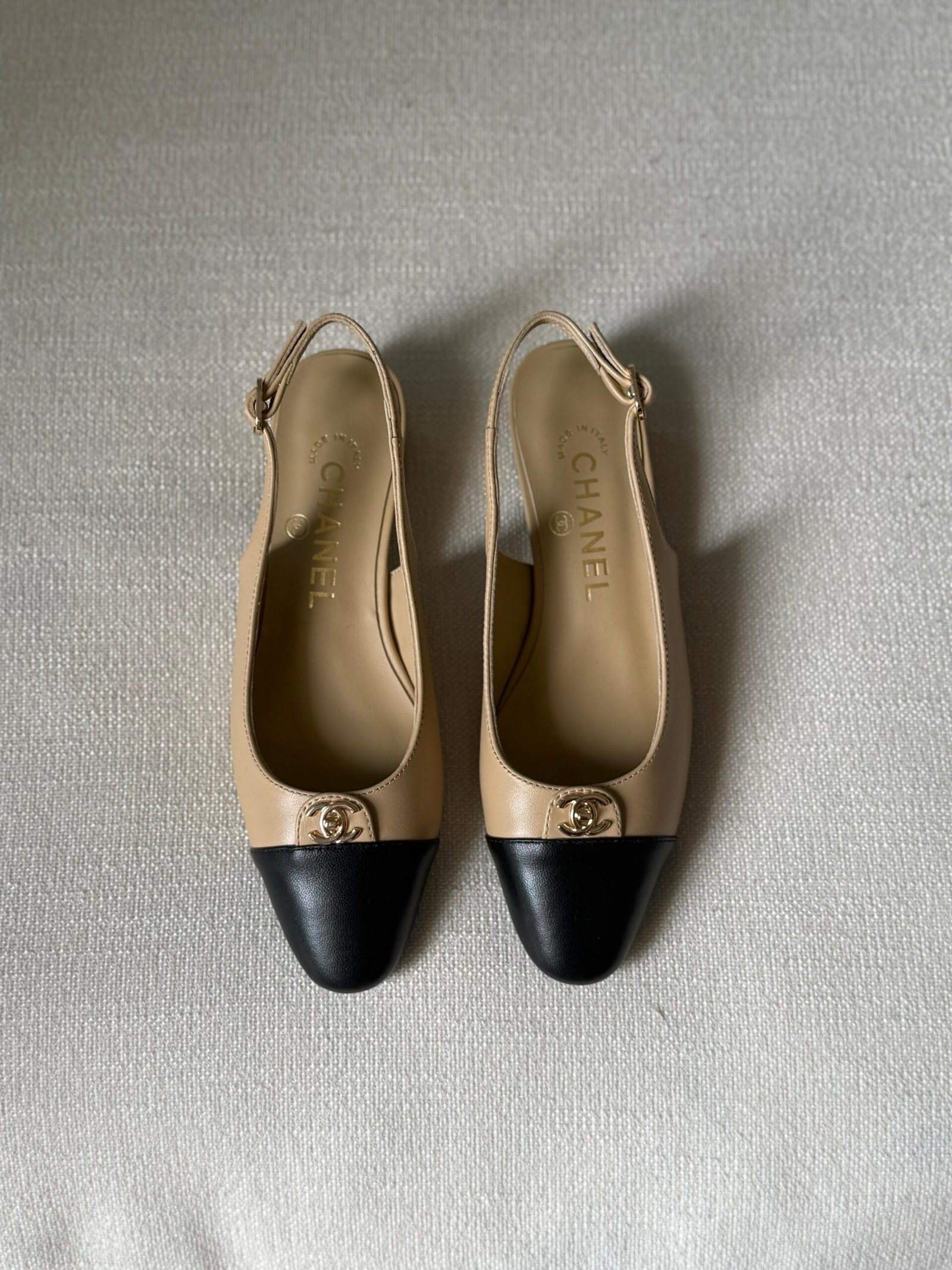 WhatsApp Image 2026-07-06 at 02.32.20 (1) Chanel beige & black slingback flats - Image 1