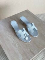 Hermés Oran Heels "Pale Sky Blue" - Image 2