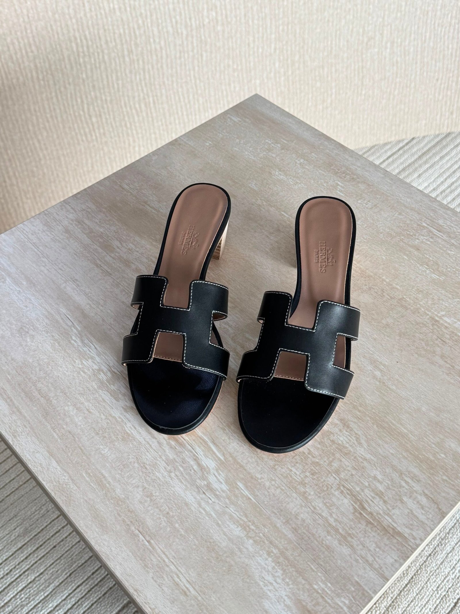 WhatsApp Image 2026-07-08 at 18.37.45 (2) Hermés Oran Heels "Classic Black with White contrast stitching" - Image 1