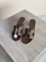 Hermés Oran Heels "Grayish-Brown"