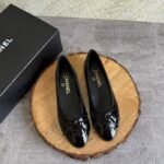 Channel Crocodile Embossed Patent Ballet Flats "Black"