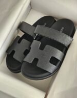 Hermès Chypre sandals "Black" - Image 4