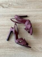 Hermès Noir Holy 105 sandals - Image 3