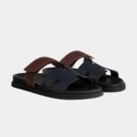 Hermès Chypre sandals in two tone navy-blue & marron palissandre calfskin design "FOR MEN" - Image 3