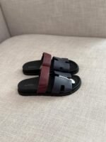Hermès Chypre sandals in two tone navy-blue & marron palissandre calfskin design "FOR MEN" - Image 2