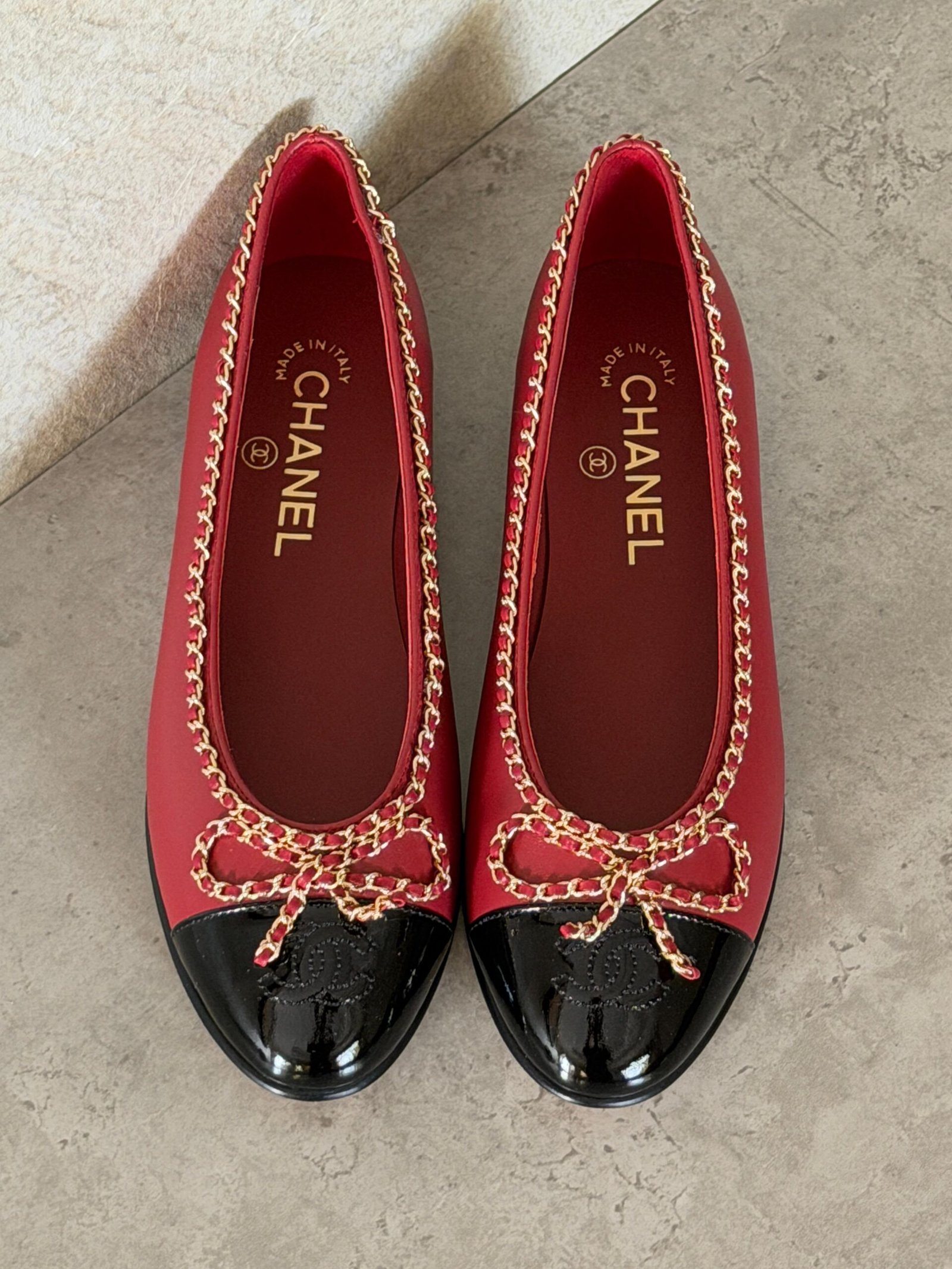 WhatsApp Image 2026-07-19 at 01.03.27 (1) Chanel Mary Jane ballet flats "Red & black" - Image 1