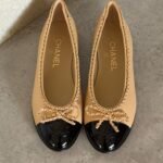 Chanel Mary Jane ballet flats "Beige & Black"