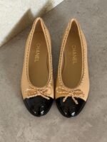 Chanel Mary Jane ballet flats "Beige & Black"