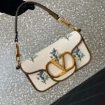 Valentino Garavani Loćo Shoulder bag - Image 3