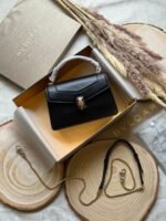 Bulgari Serpenti Forever top-handle bag with a snakehead magnetic closure - Image 2