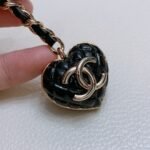 Chanel Leather Black Chain Belt - Image 3