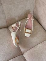 Roger Vivier Belle Vivier patent leather slingback pumps "White" - Image 2