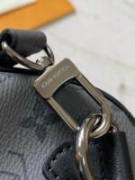 Louis Vuitton Keepall Bandouliére 25cm Monogram Eclipse coated canvas with black leather trim - Image 6