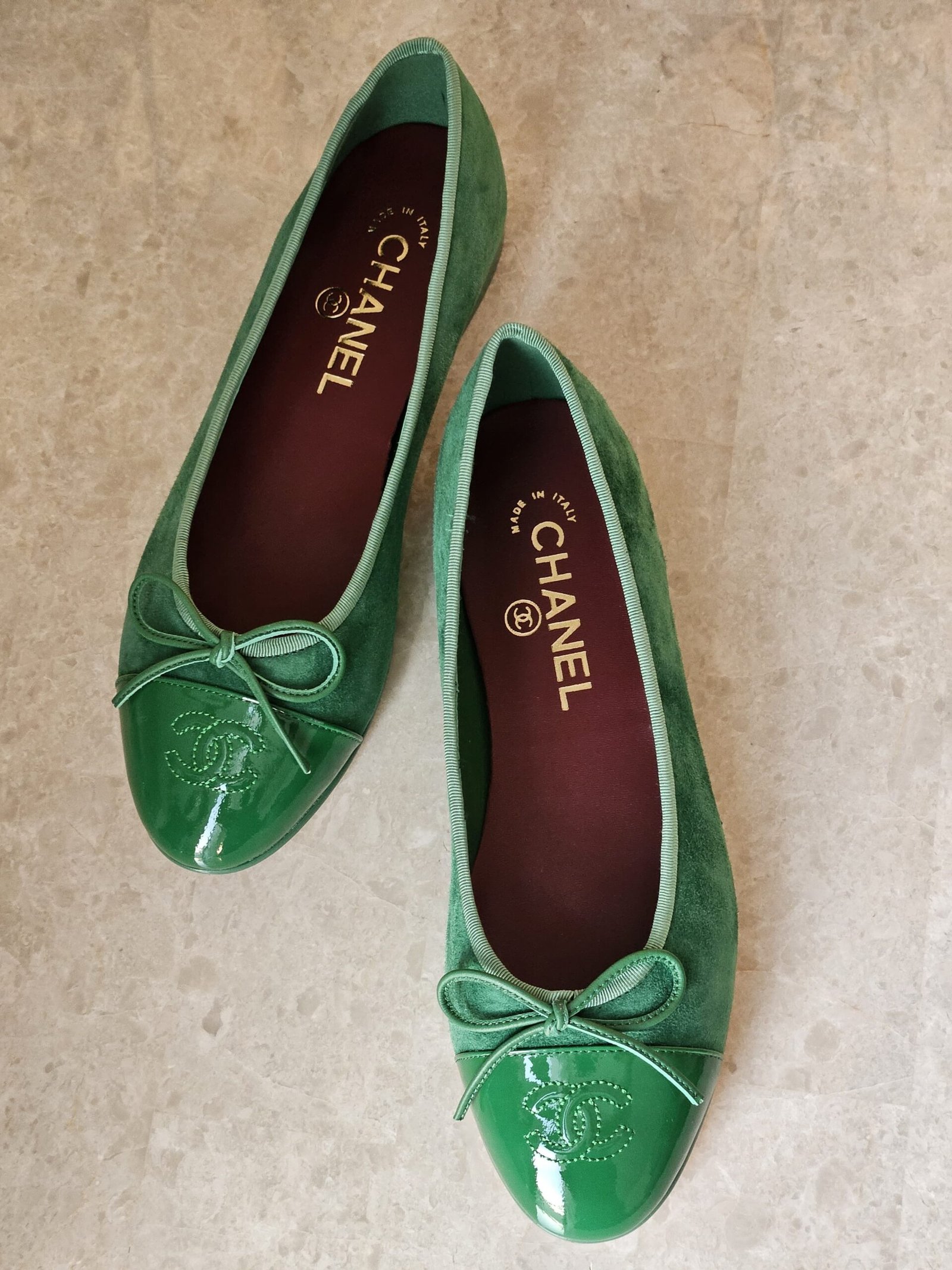 WhatsApp Image 2026-07-27 at 03.11.53 (2) Chanel Ballet Flats Green Suede Body with a contrasting patent leather cap toe - Image 1