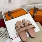 Hermès Chypre sandals "Beige suede goat skin finish - Image 4