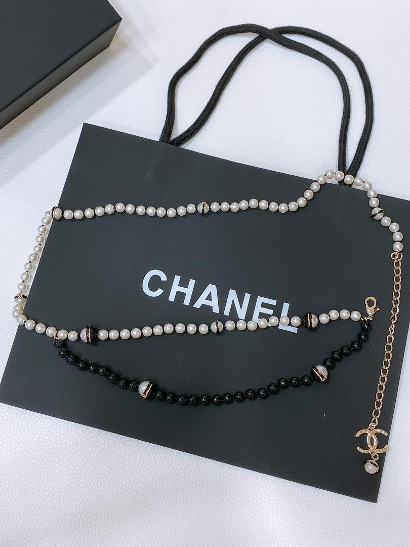 WhatsApp Image 2026-07-28 at 03.20.30 (1) Chanel pearl & black bead belt dangling CC logo charm - Image 1
