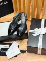 Chanel Slingback heels Quilted leather & a contrasting cap toe