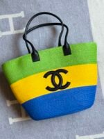 Chanel Maxi Tote Bags From the COCO Beach 2026 Collection - Image 3