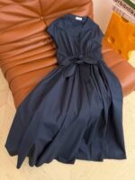 ALAÏA Linen-Blend knot midi dress structured bodice & relaxed dolman sleeves - Image 3