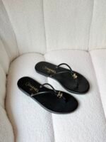 Chanel Thong Sandals summer collection 2026 with small CC logo on the strap - Image 3