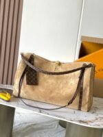Louis Vuitton Express MM handbag Hazelnut-colored and iconic monogram straps - Image 4