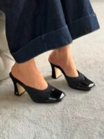 Chanel Mules Suede Kidskin with patent calfskin detailing - Image 3