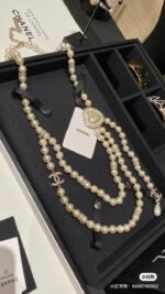 Chanel Women's chain waist belt White Lulu Pattern - Image 2