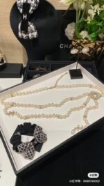 Chanel Women's chain waist belt White Lulu Pattern - Image 4