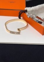 Hermés Kelly Bracelet - Image 4