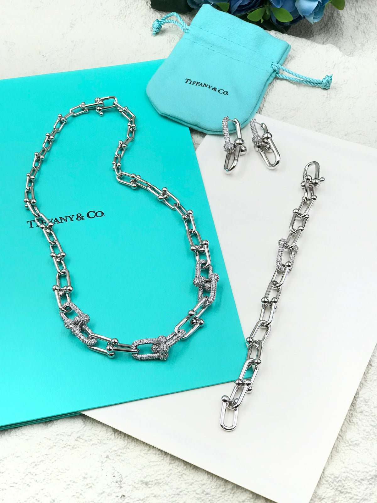 WhatsApp Image 2026-08-06 at 02.59.38 Tiffany & Co. Hardware Silver Necklace, Bracelet & Earrings - Image 1