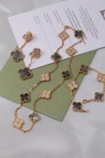 Van Cleef Set - Image 2