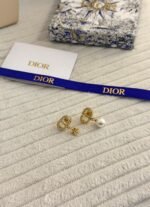 Dior Clair D Lunes Faux Pearl Gold Tone Set - Image 2