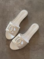 Dolce & Gabbana DG Logo Flat Sandals - Image 2
