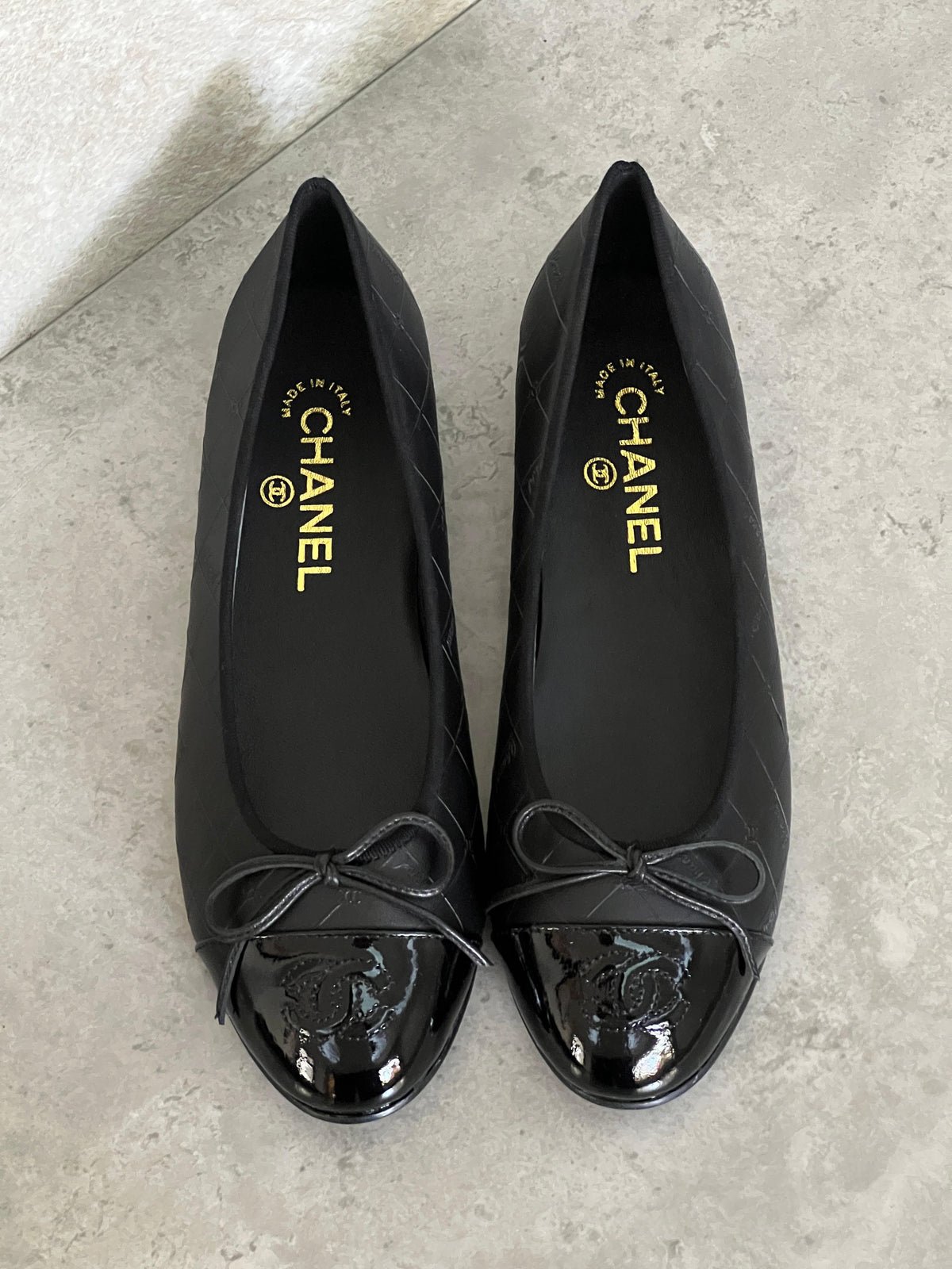 WhatsApp Image 2026-08-07 at 16.47.59 (1) Chanel Crocodile Calfskin Ballerina Flats - Image 1