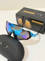 Oakley Flight Sunglasses - Image 3