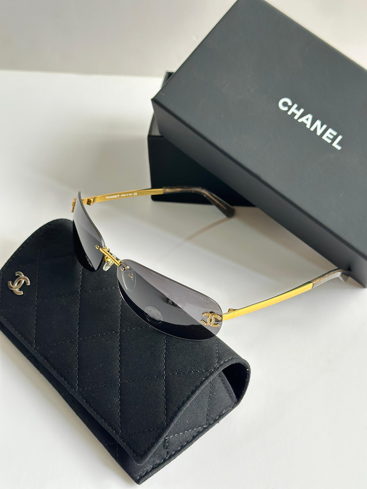 WhatsApp Image 2026-08-07 at 20.03.20 (1) Chanel Sunglasses - Image 1