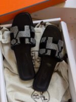 Hermés Oran Sandals - Image 4