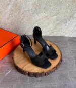 Hermés Encens Sandals