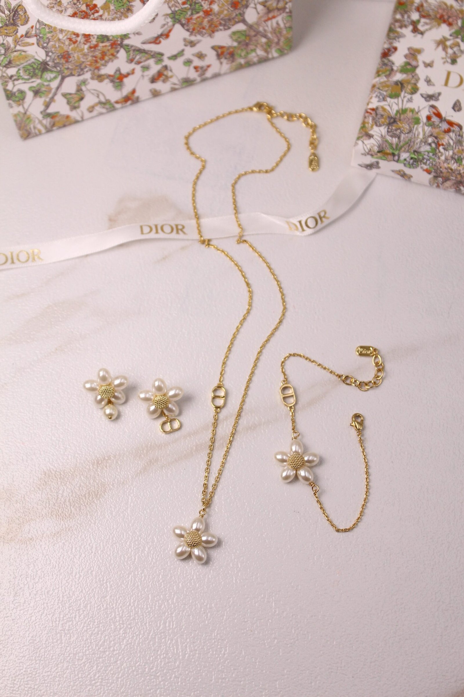 WhatsApp Image 2026-08-14 at 15.24.50 Dior Dioriviera Brush & Bloom Ful Set Necklace, Earrings & Bracelet - Image 1