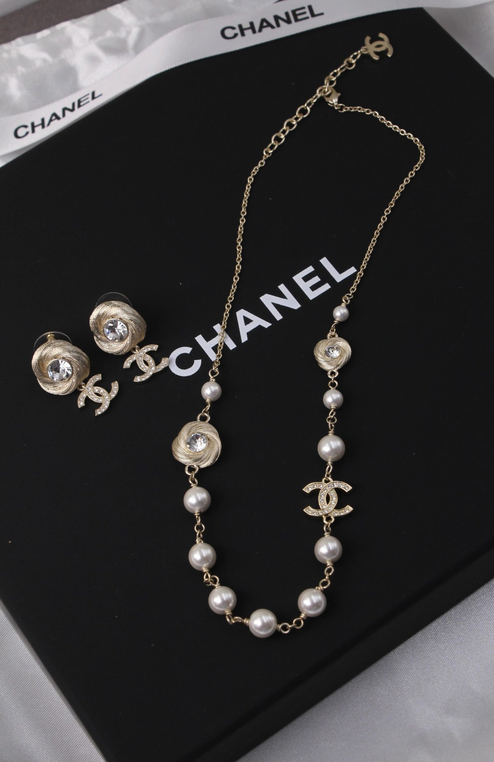 WhatsApp Image 2026-08-14 at 15.24.54 (1) Chanel New Collection Necklace & Earrings - Image 1